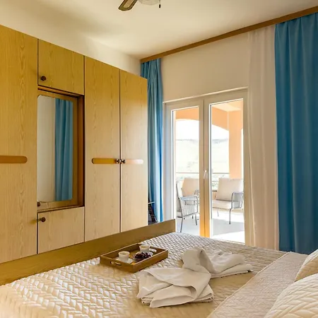 Appartement Tojo
