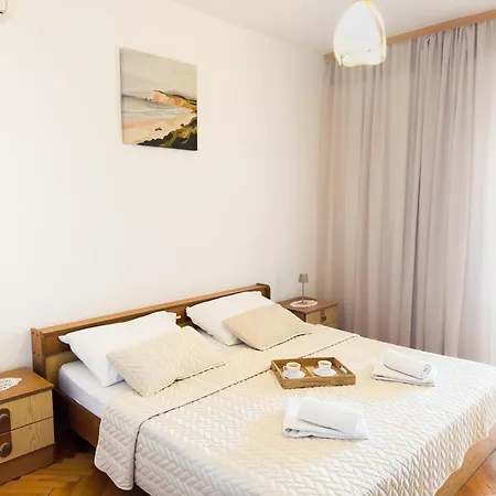 Appartement Tojo *